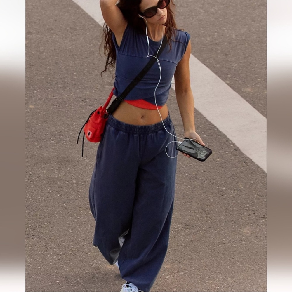 Free People Movement Hot Shot Crossover SET!!! Size Small. NWT!!!